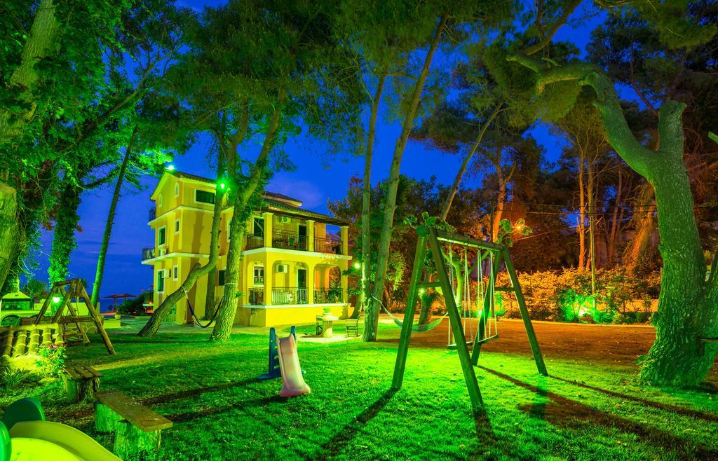 Zarkadis Beach Apartments Циливи Экстерьер фото