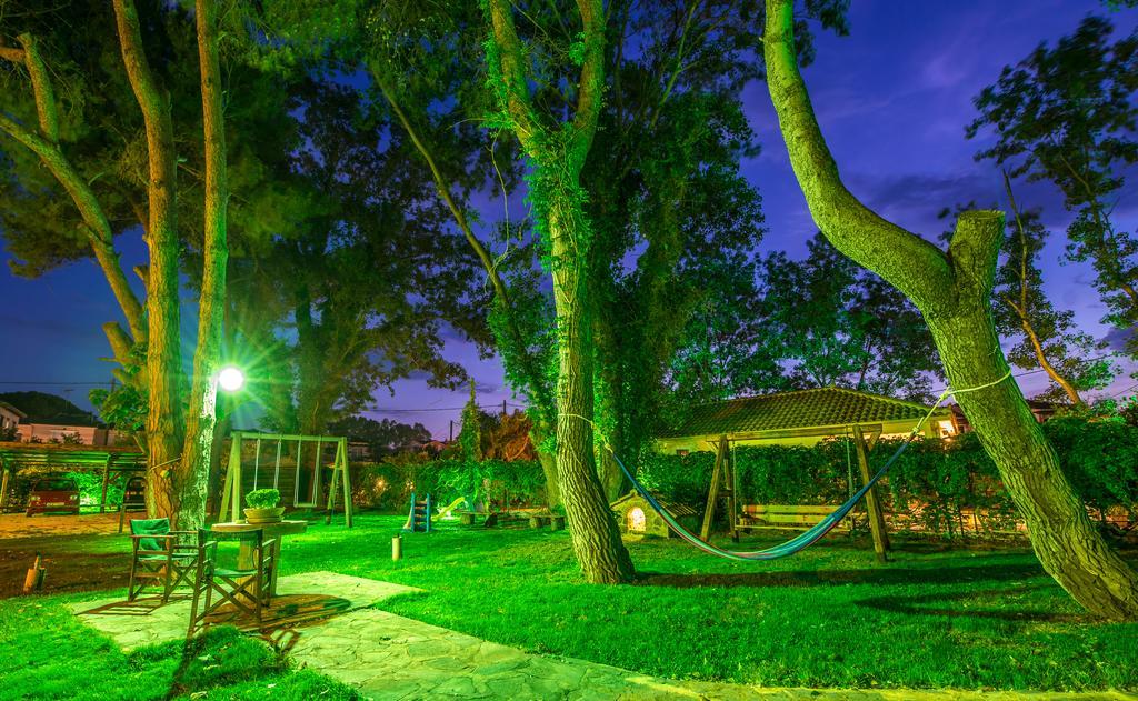 Zarkadis Beach Apartments Циливи Экстерьер фото