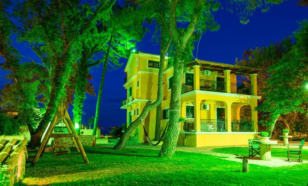 Zarkadis Beach Apartments Циливи Экстерьер фото