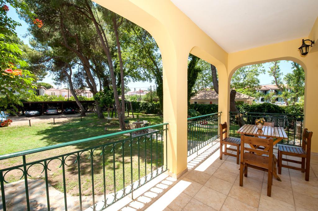 Zarkadis Beach Apartments Циливи Экстерьер фото