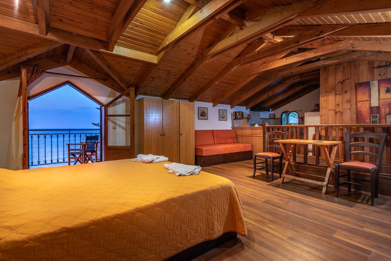 Zarkadis Beach Apartments Циливи Экстерьер фото