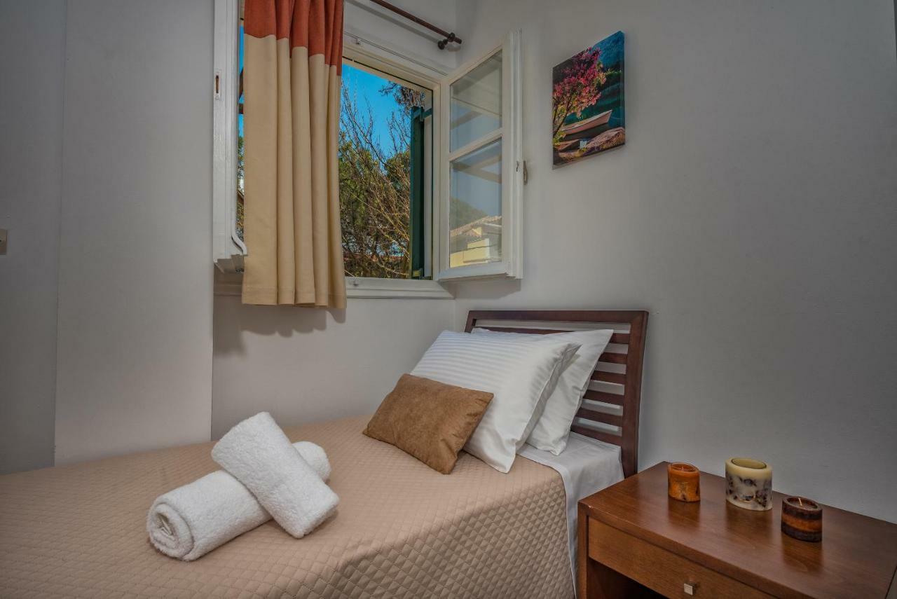 Zarkadis Beach Apartments Циливи Экстерьер фото