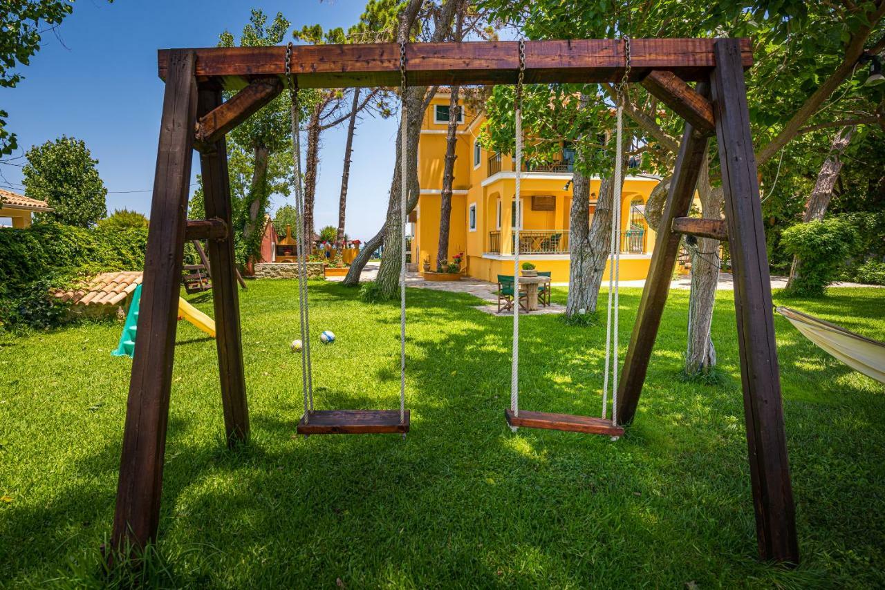 Zarkadis Beach Apartments Циливи Экстерьер фото